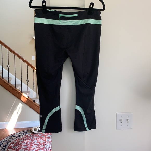 Lululemon tights - Picture 2 of 2